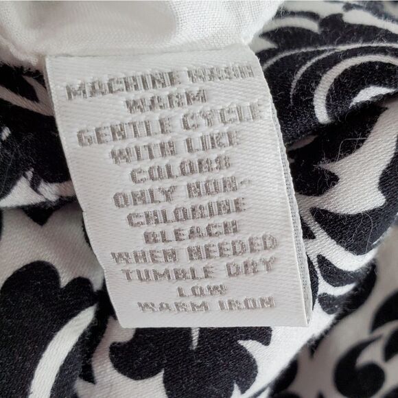 🔺️Charter Club Black & White Damask Skirt Petite 10 - Picture 9 of 10